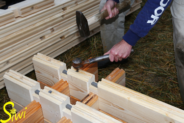 Und schließlich fest vernagelt.